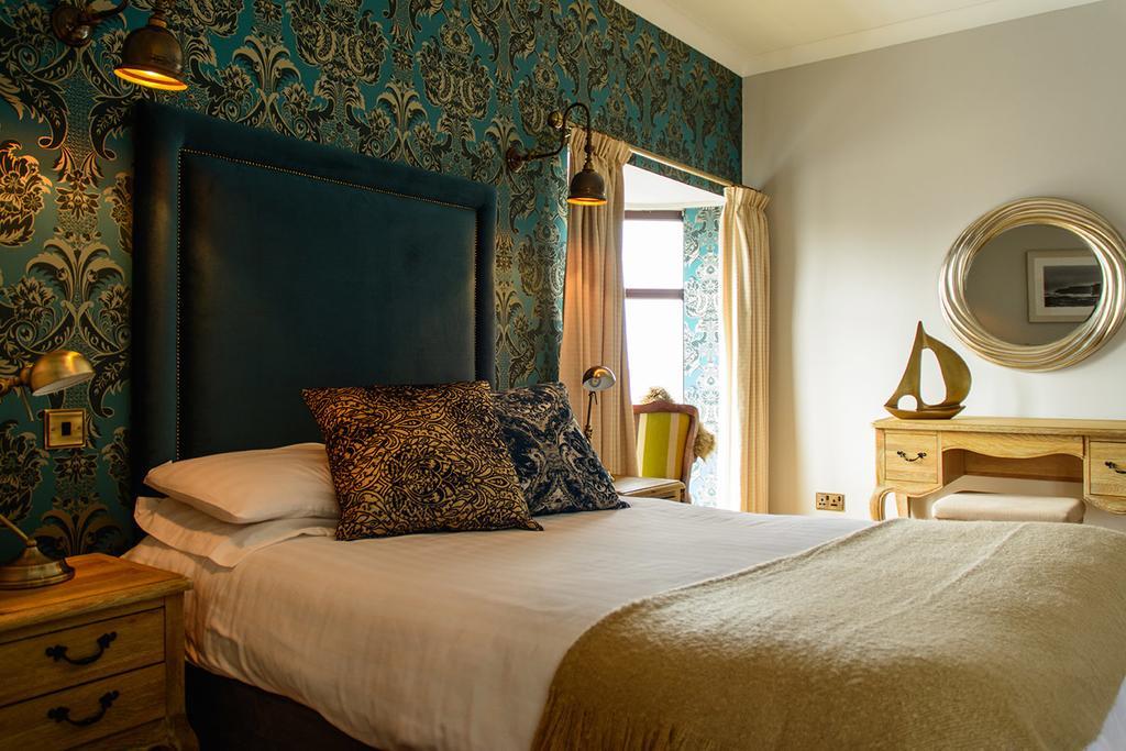 Bay View Hotel Килки Екстериор снимка